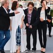 Reżyser Arnaud Desplechin i aktorzy grający w „Duchach Ismaela” Marion Cotillard, Mathieu Amalric i 