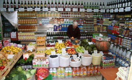 Małe sklepy bez szans