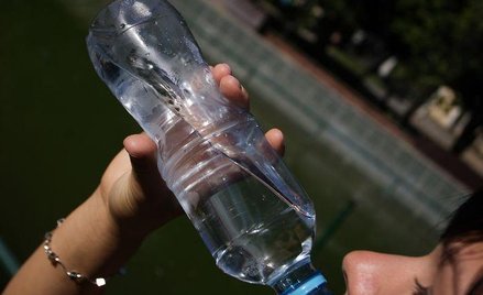 Ze wspomagaczem pod rękę