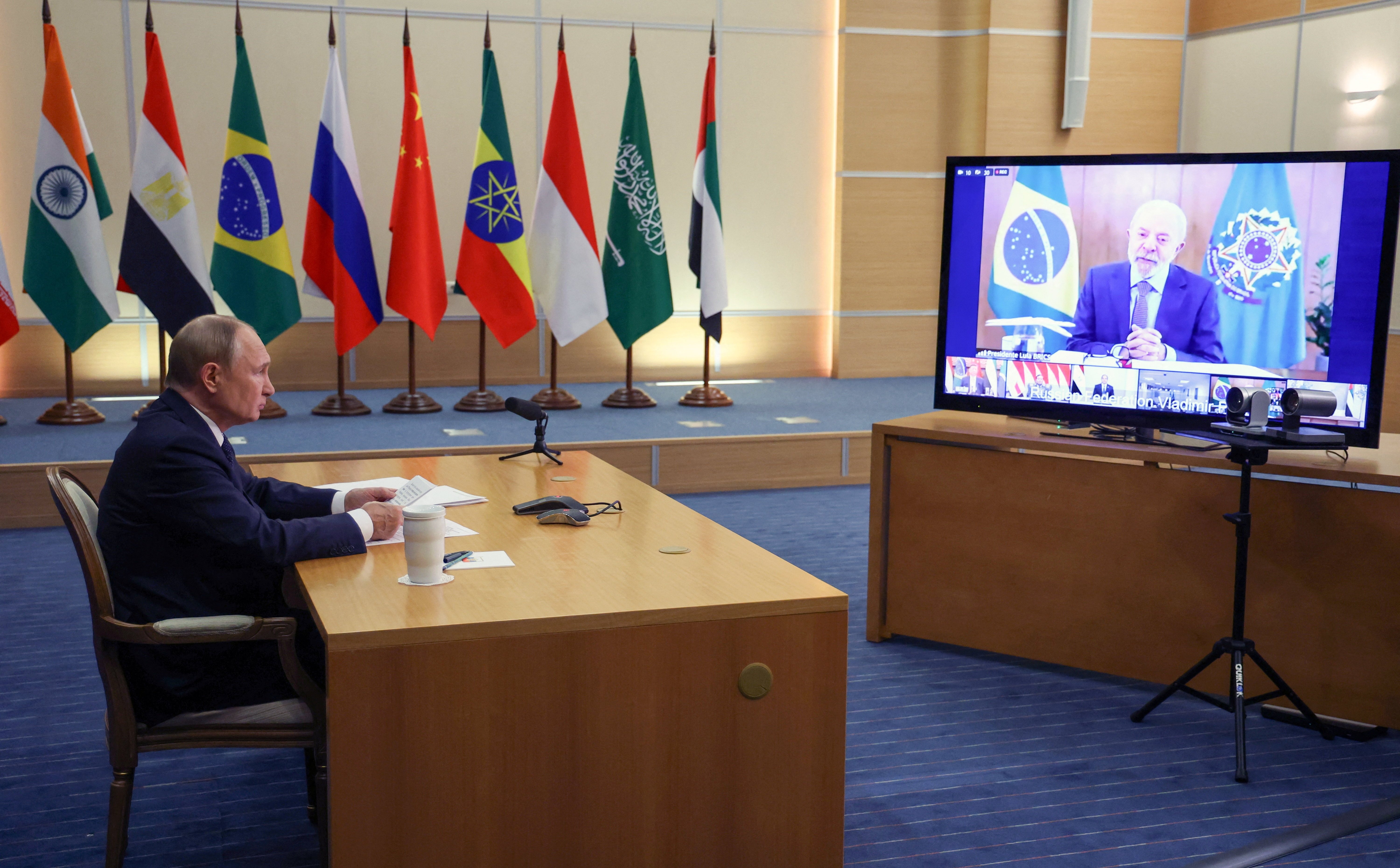 BRICS - Antyamerykanizm bez przekonania