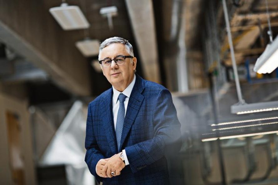 Z kolei Comarchem zarządza największy akcjonariusz Janusz Filipiak.