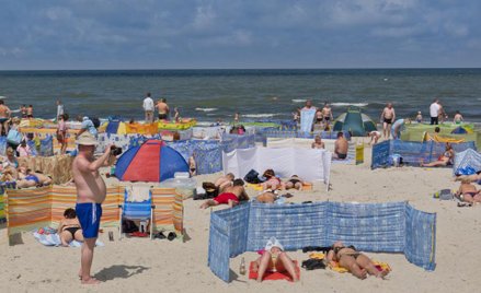 Ściągając opłatę miejscową, gmina może również podreperować swoje finanse.