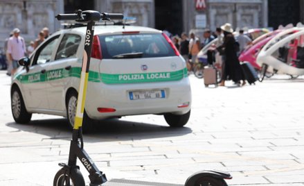 Coraz więcej kar dla turystów. „Europa polem minowym absurdalnych zakazów”