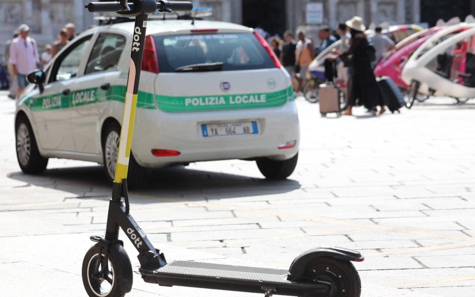 Coraz więcej kar dla turystów. „Europa polem minowym absurdalnych zakazów”