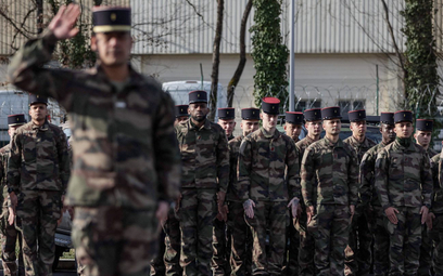 Francja wydaje na swoje siły zbrojne 55 mld dol. Polska nieco ponad 13 mld dol.