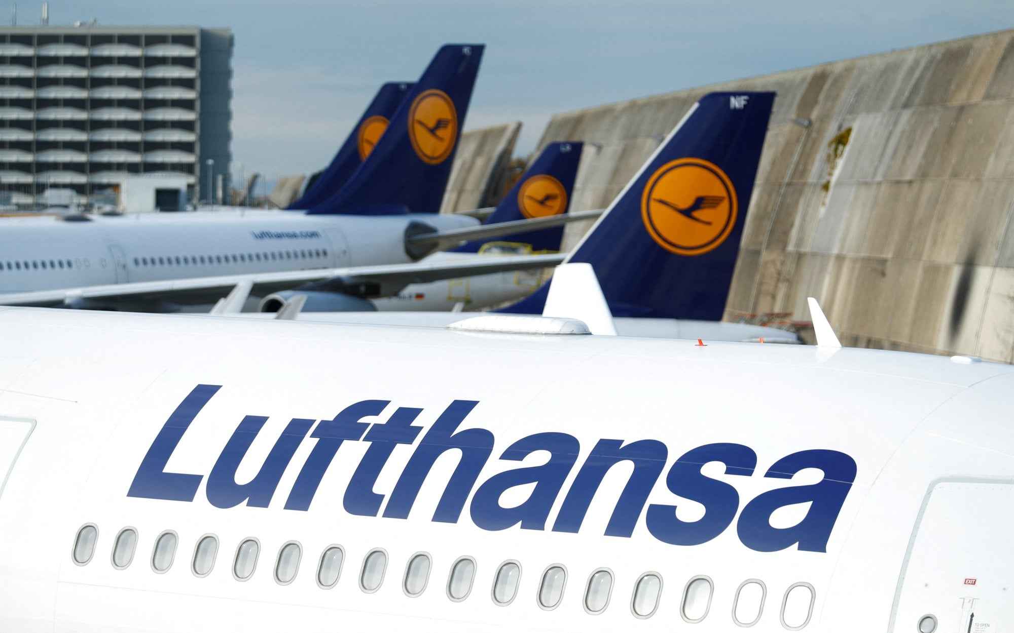 Lufthansa na krawędzi strajku. Załogi mówią „dość” zarządowi
