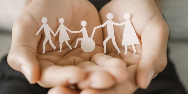 Lekki stopień niepełnosprawności. Z tych ulg i dofinansowań można skorzystać dzięki takiemu orzeczeniu