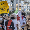 W piątek w wielu miastach odbyły się protesty przeciwko zapowiedziom dotyczącym wycofania się z raty