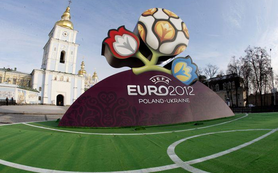 Rośnie przemyt pirackich towarów na Euro 2012