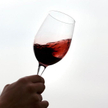 Słabsze euro ożywiło eksport alkoholi z Francji