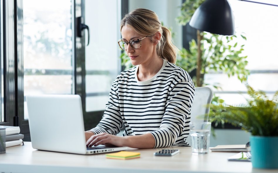 Ogólni rzecz biorąc, sytuacja kobiet na rynku pracy powoli się poprawia.