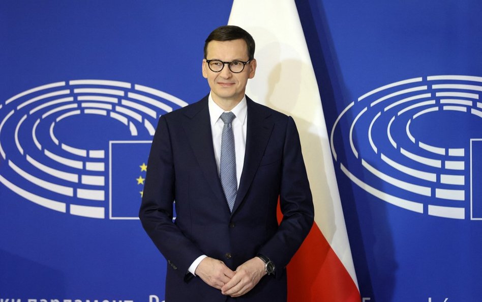 Morawiecki: Za kilka tygodni zaczniemy podawać trzecią dawkę szczepionki