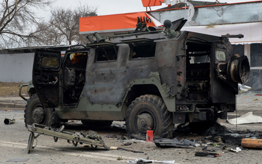 Zniszczony rosyjski pojazd opancerzony GAZ Tigr w Charkowie