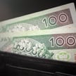 Złoty zaczął majówkę