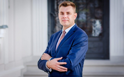 Marcin Marzec od 2018 r. jest burmistrzem Sandomierza. Nauczyciel, absolwent Akademii Wychowania Fiz