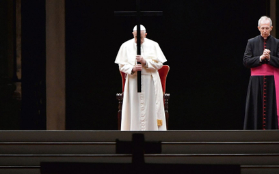 Franciszek domaga się od wszystkich katolików, aby integralnie żyli wiarą, a doktryna, zasady i regu