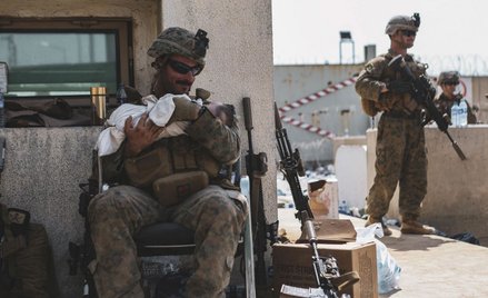 Afganistan: Pentagon prosi komercyjne linie lotnicze o pomoc