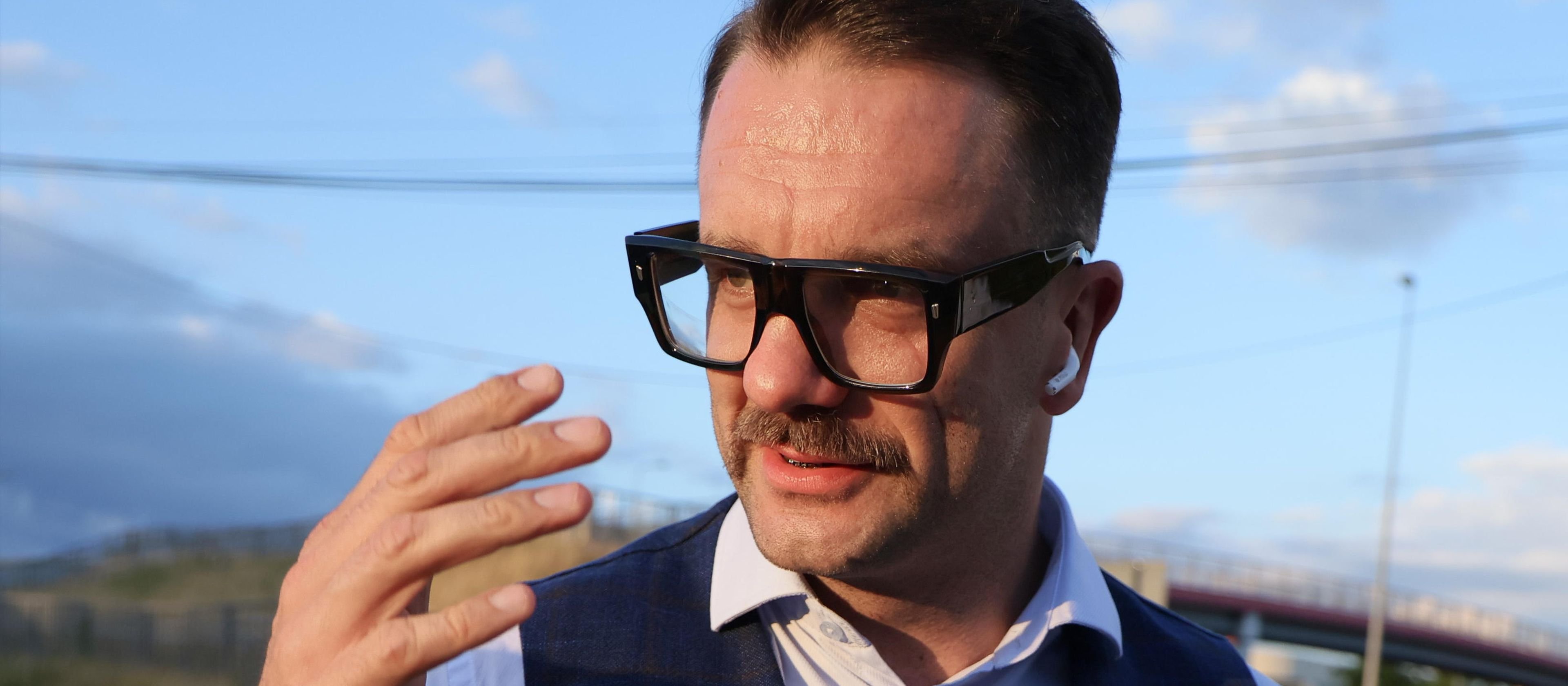 Jarosław Kaczyński o 17 mandatach Łukasza Mejzy. „Kto jest bez winy, niech pierwszy rzuci kamieniem”