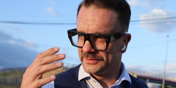 Jarosław Kaczyński o 17 mandatach Łukasza Mejzy. „Kto jest bez winy, niech pierwszy rzuci kamieniem”