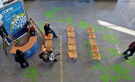 Punkty informacyjne dla uczestników konferencji powstaną w całym mieście m.in. na lotnisku Ławica