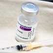 Szczepionka AstraZeneca zmienia nazwę