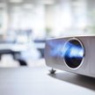 Projektor interaktywny dla placówki oświatowej - jaka stawka VAT