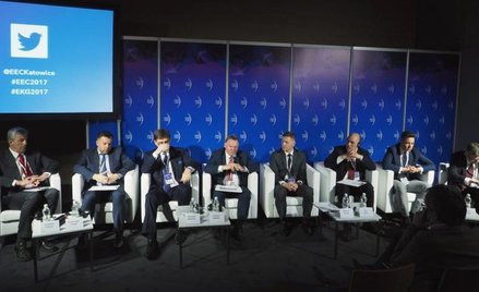 Z Warszawy do Krakowa czy Katowic pociągiem pojedziemy krócej niż dwie godziny – zapewniono podczas 