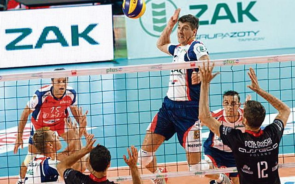 Wystawia Paweł Zagumny, atakuje Wojciech Kazimierczak