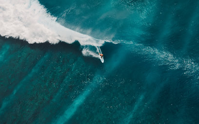 Wyspa Tahiti znana jest jako jedno z najlepszych miejsc surfingowych na świecie.