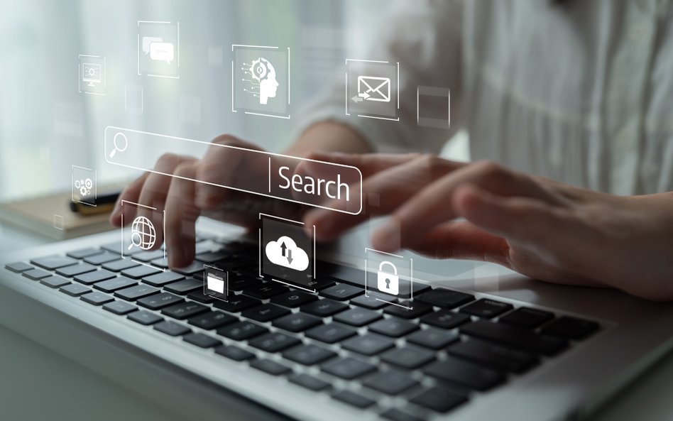 Rok 2025 na świecie. Najczęściej wyszukiwane hasła w internecie