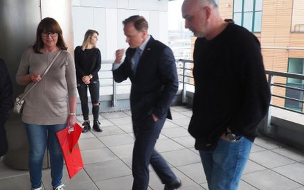 Do gabinetu prezesa przytyka niewielki taras, z którego rozciąga się widok na Aleje Jerozolimskie