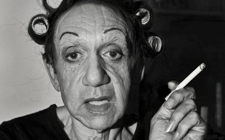 Photography Never Dies/ Catherine Balet, z serii Looking for the Masters in Ricardo’s golden shoes -