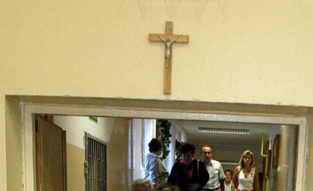 Krzyż może wisieć w szkole - orzekł trybunał w Strasburgu