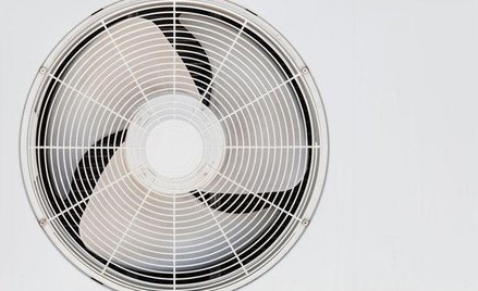 Lokatorzy dostaną zadośćuczynienie za hałas wentylacji