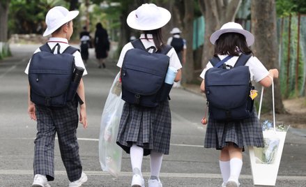 W Japonii dzieci jest coraz mniej, a seniorów - coraz więcej