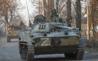 Wojska rosyjskie rozpoczęły pełnoskalową wojnę w Ukrainie 24 lutego 2022 r. Sprzęt wojskowy oznaczał
