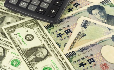 Typ techniczny: Para USD/JPY próbuje się wyrwać z trendu bocznego