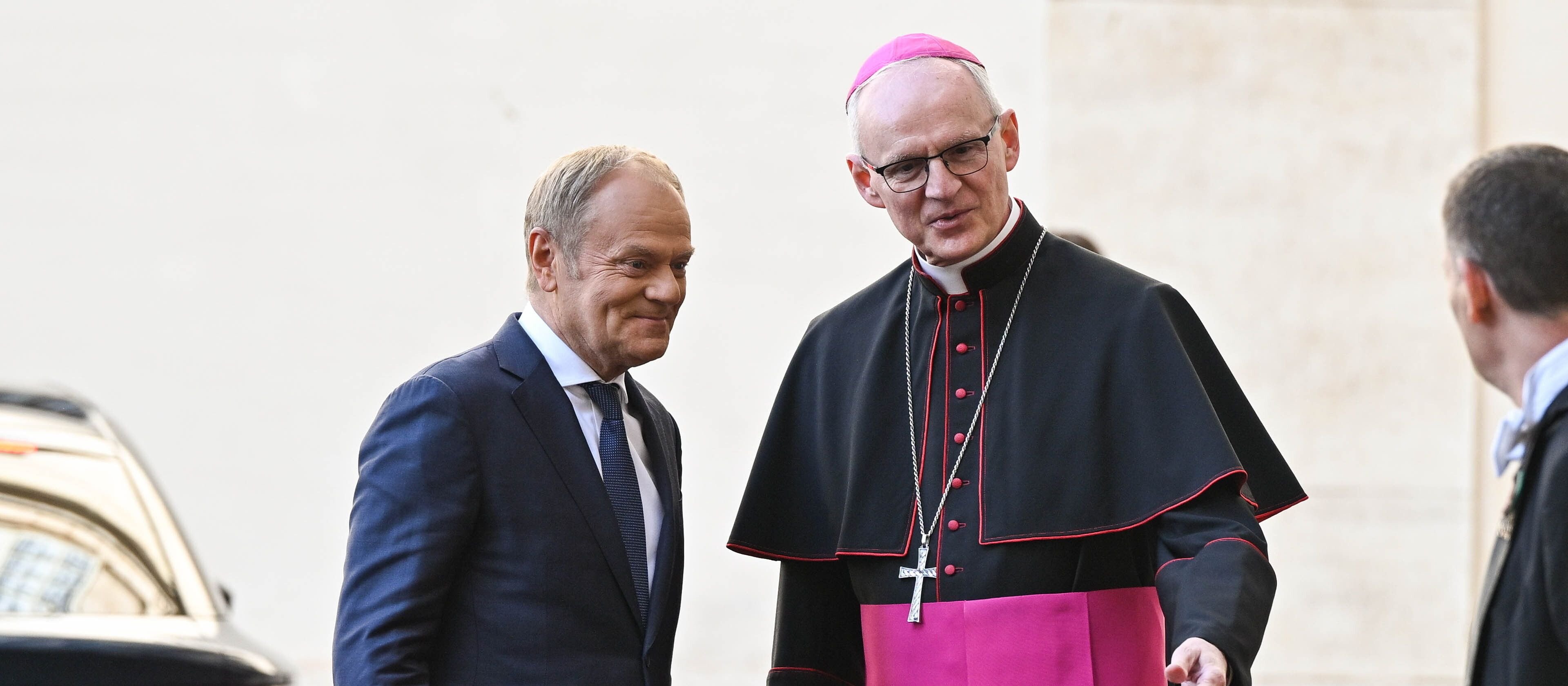 Donald Tusk po spotkaniu z Leonem XIV: Papież przyjedzie do Polski, ale nie będzie tu jutro