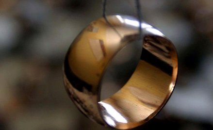 Kobiety mniej chętnie wiążą się na stałe z mężczyznami, którzy są skłonni do agresji