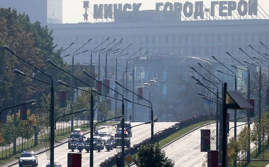 Prezydencka kawalkada w Mińsku