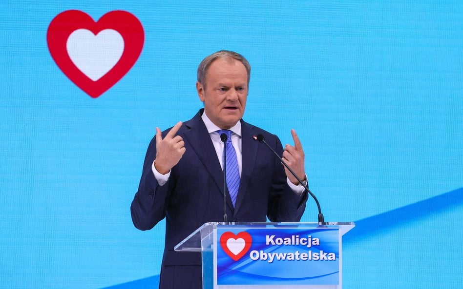 Premier Donald Tusk przemawia na konwencji krajowej Platformy Obywatelskiej w ATM Studio w Warszawie