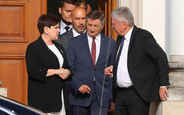 Premier Beata Szydło, marszałek Sejmu Marek Kuchciński i marszałek Senatu Stanisław Karczewski po sp