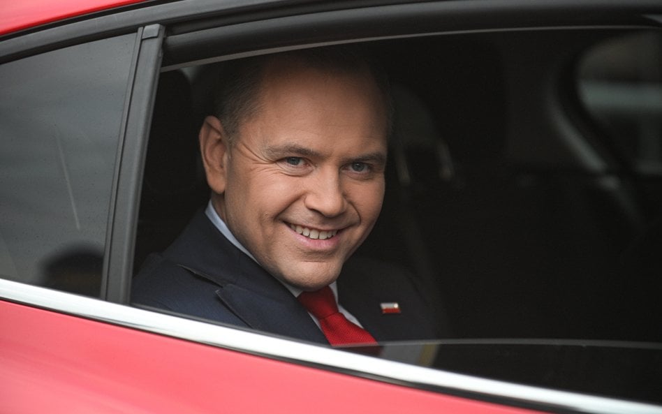 Karol Nawrocki chce przedstawić własny projekt ustawy paliwowej