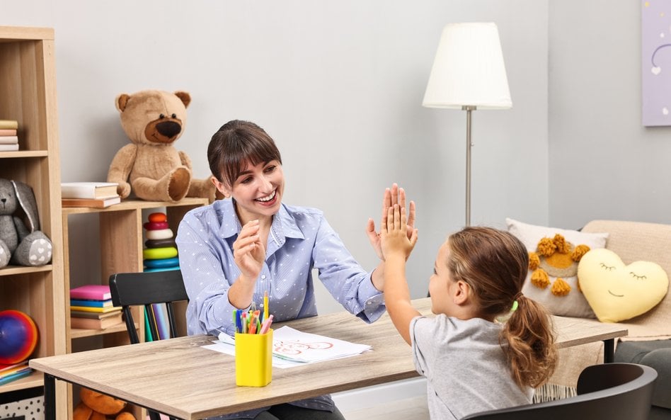 Szkoły i przedszkola są naturalnym miejscem budowania świadomości i postaw akceptacji wobec osób w s