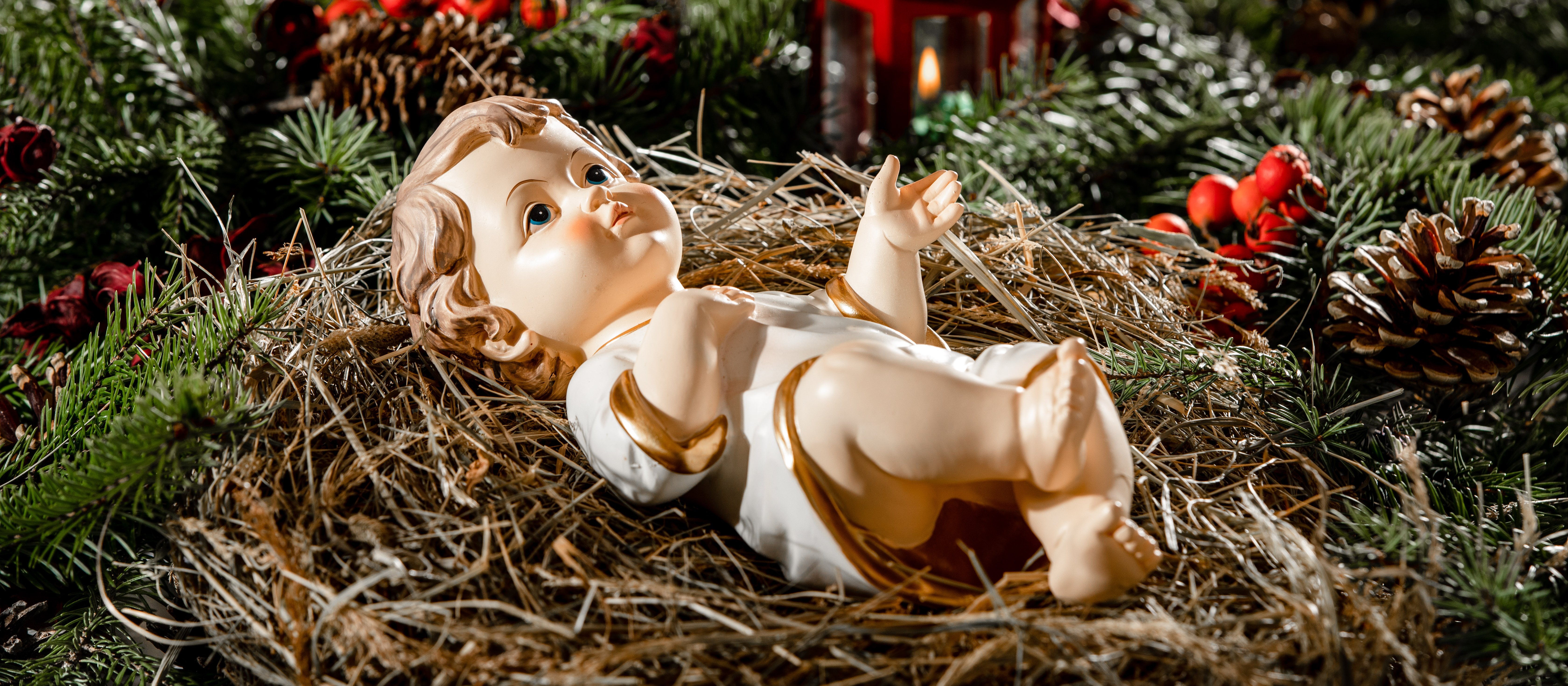 Jerzy Surdykowski: Oczy Dzieciątka i sedno naszej wiary