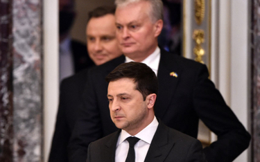 Prezydenci Polski i Litwy podczas środowej wizyty w  Kijowie zapewnili o wsparciu swoich narodów dla