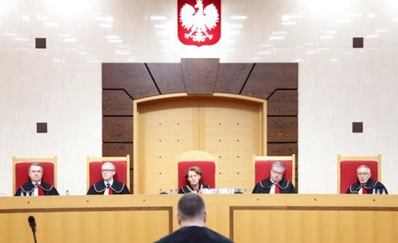 ?W czwartek Trybunał Konstytucyjny stwierdził, że wybór awansem dwóch sędziów przez PO jest niezgodn