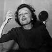Edith Piaf - jej głos zachwycał każdego, kto go słyszał.