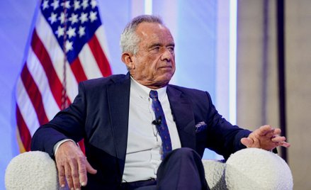 Sekretarz ds. zdrowia Robert F. Kennedy uważa, że zabiegi wspomagające korektę płci są „błędem w szt