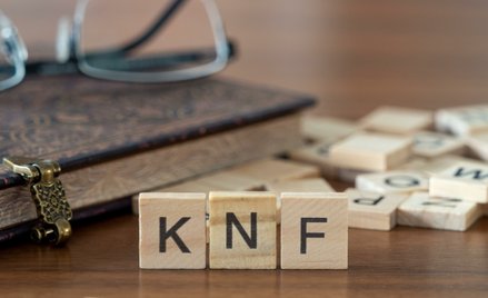 KNF bierze pod lupę handel akcjami Ekipy